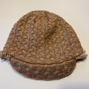 Muk Luks Women's Tan Cable Knit Hat